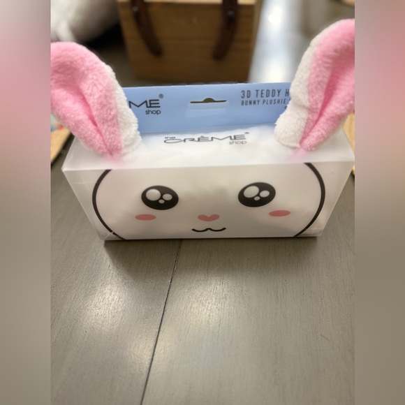 The Crème Shop 3D Teddy Headband Bunny Plush Spa Headband Pink White NWT - Picture 3 of 9
